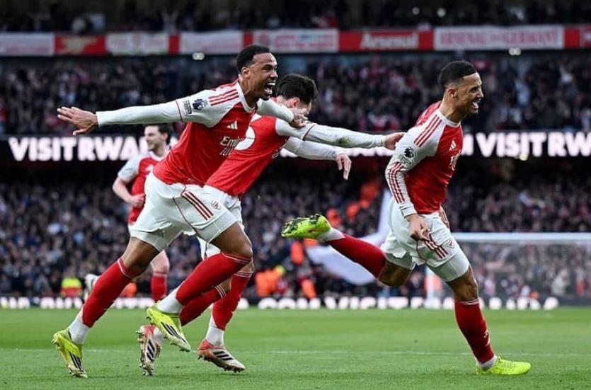 Arsenal được cựu tiền vệ Everton Leon Osman ủng hộ trên BBC Sport